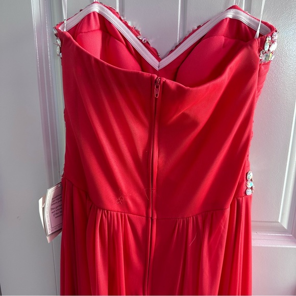 Red Prom Dress - Picture 3 of 6